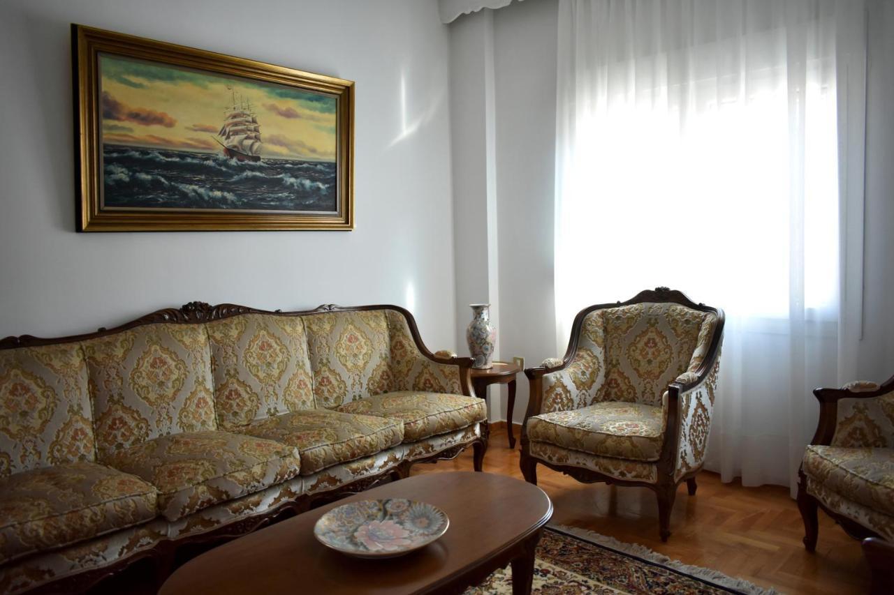 Κεντρικό Και Ευρύχωρο Οροφοδιαμέρισμα Kastoria Buitenkant foto