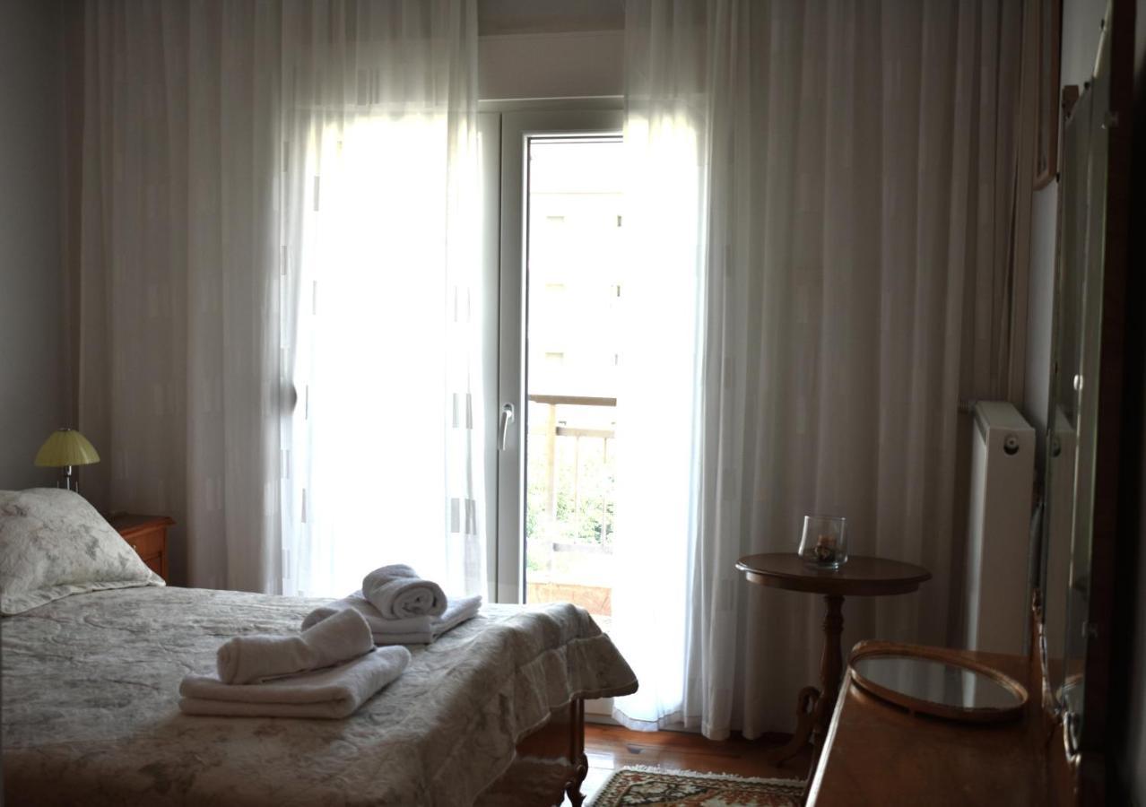 Κεντρικό Και Ευρύχωρο Οροφοδιαμέρισμα Kastoria Buitenkant foto